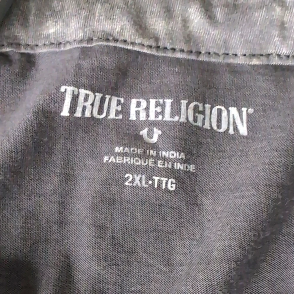 NEW...True Religion Men's Mesh Inset T-shirt Concrete Grey....Size XXL